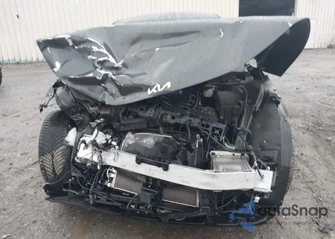 2022 Kia Ev6 Wind z USA, uszkodzony, nr VIN KNDC3DLC5N5060139